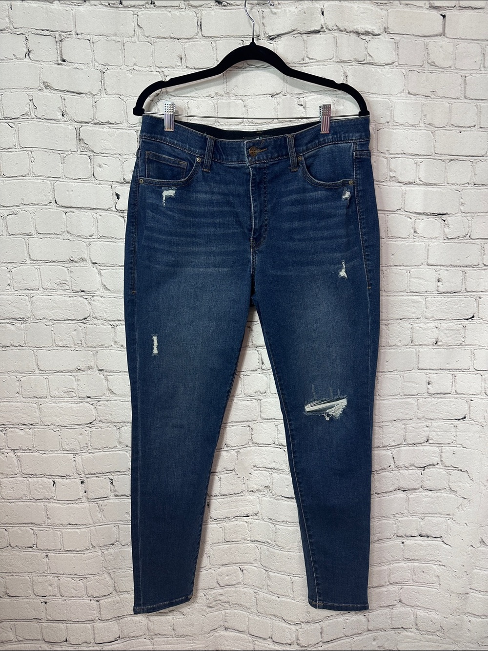 LulaRoe Dark Skinny Distressed Jeans Size 32